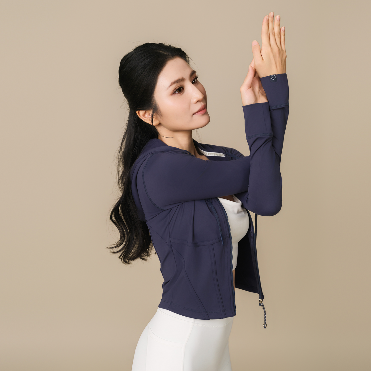 [预售] Slim-Fitted Jacket